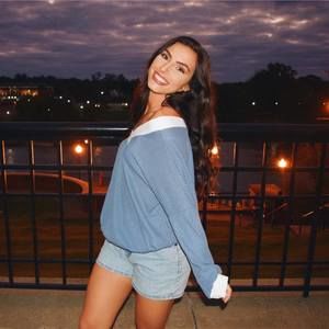 Meet your Posher, Riley